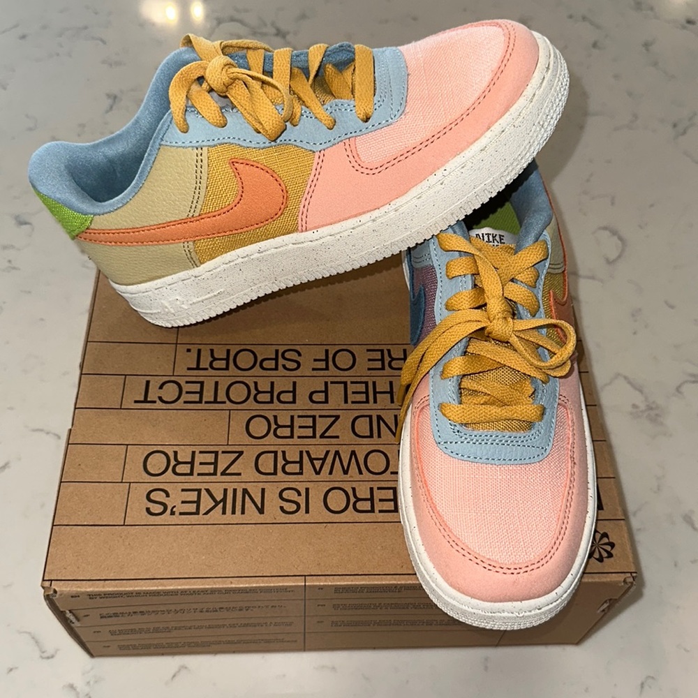 Nike Air Force 1 LV8 Next Nature